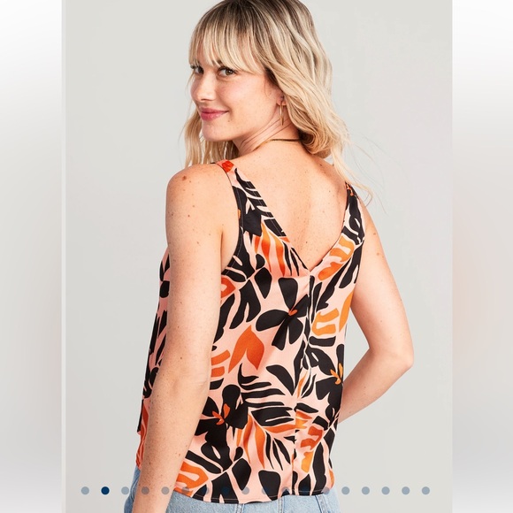 Old navy satin tank - Picture 2 of 6